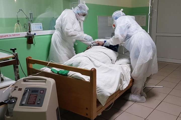 В Україні на коронавірус хворіє понад 26 тис. людей: дані з усіх регіонів