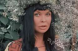 Певица Ассия Ахат