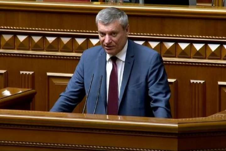 Новый вице-премьер Олег Уруский принес присягу