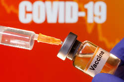 Россию обвинили в попытке украсть данные о разработке вакцин от Covid-19