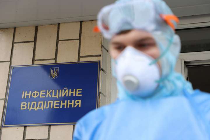 Число зараженных коронавирусом в Украине превысило 57 тысяч