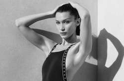  23-летняя модель Белла Хадид стала звездой откровенной фотосессии 
  