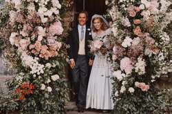  Принцеса Беатрис вийшла заміж за італійського забудовника Едоардо Мапеллі Моцці 