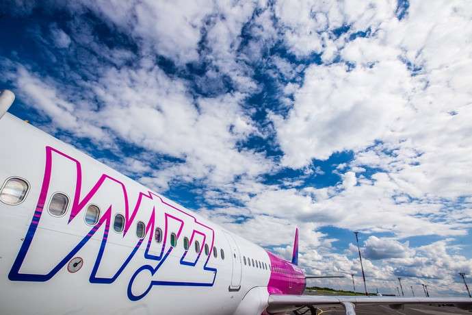 Wizz Air анонсував збільшення кількості нових рейсів з України до Італії