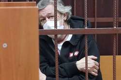 До 12 лет тюрьмы: актеру Ефремову предъявили окончательное обвинение