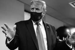 Дональд Трамп розмістив пост у твіттері, де він у масці 