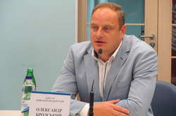 Олександр Бродський сподівається одужати вже за день-два