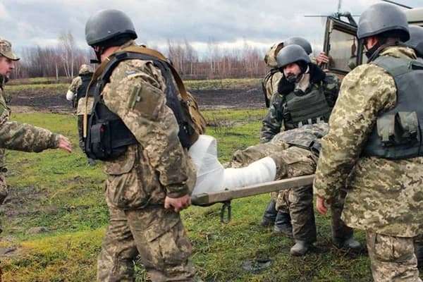 Окупанти на Донбасі тричі порушили режим «тиші» і поранили двох українських захисників