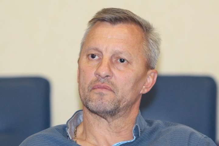Харківський «Металіст» звільнив тренера