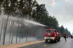 З метою надання допомоги працівникам лісового господарства залучено 16 автоцистерн та піротехнічний розрахунок - ДСНС