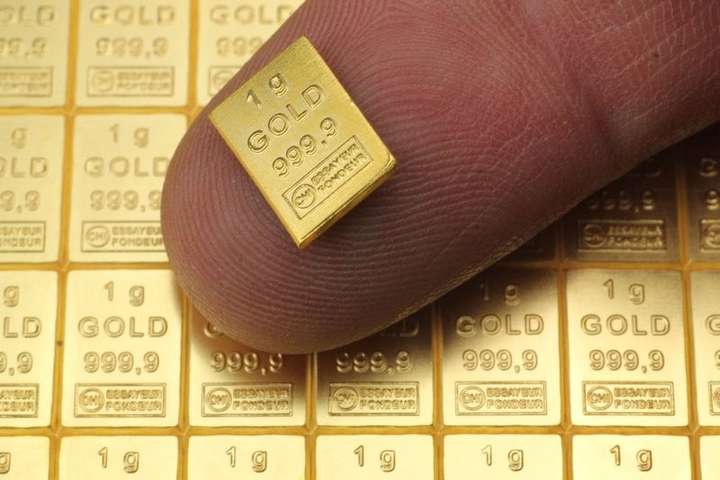 Ціна на золото досягнула максимуму з 2011 року. Дорожчає і срібло
