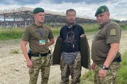 На Львівщині затримано латвійця, одягненого як український прикордонник 