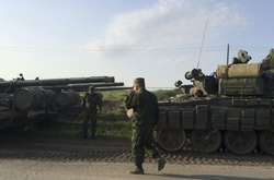 РФ продолжает снабжать боевиков на Донбассе оружием