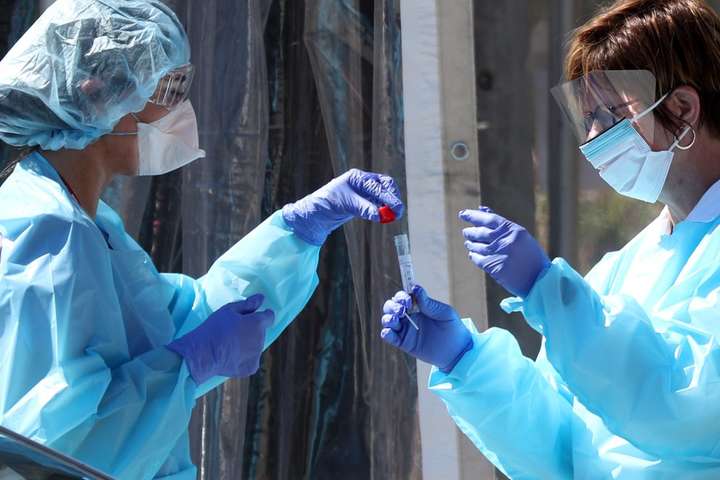 На Рівненщині спалах коронавірусу в психлікарні: заразилося 12 людей