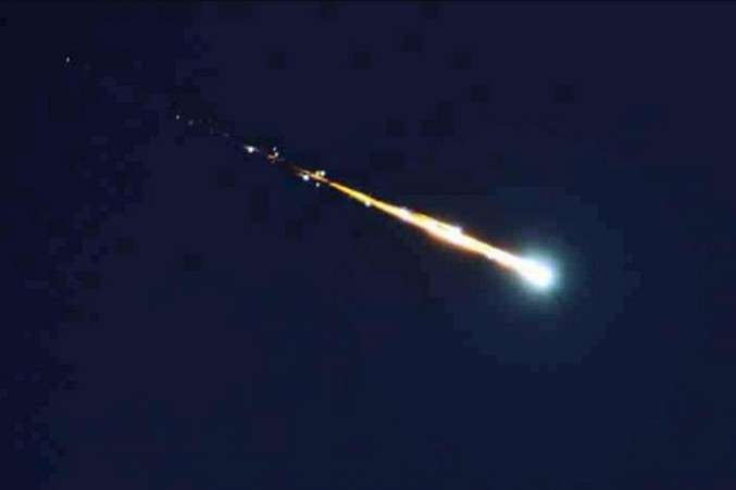 Na Kanarskih Ostrovah Vpav Meteorit Glavkom