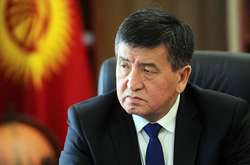  Президент Киргизстану Сооронбай Жеенбеков висловив співчуття сім'ям померлих від коронавірусу 