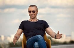 По жизни рок-н-рольщик: украинский поп-король Олег Винник развенчал мифы о своей музыке