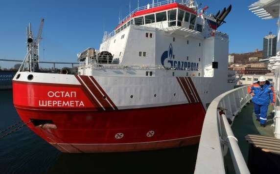 «Газпром» рятує флот «Північного потоку-2» від американських санкцій