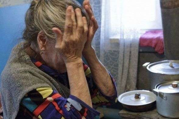 На Тернопільщині шахрайка виманила у бабусі майже 130 тисяч гривень