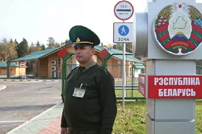 Білорусь перекидає додаткові сили на кордон з Росією