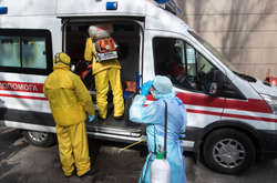 Наразі активних хворих у місті 5 122 людини.