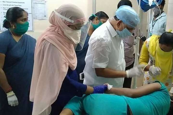 Усі загиблі мали залежність від алкоголю - В Індії від антисептику померли 10 людей
