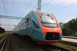 Усиление карантина. «Укрзализныця» сообщила пассажирам об изменениях в движении поездов