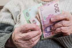Украинцам повысят пенсии: кому и на сколько