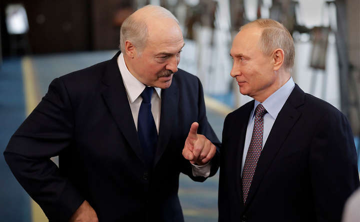 Лукашенко дал Путину громкую пощечину