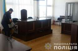 У Львові анонім «замінував» будівлю трьох судів