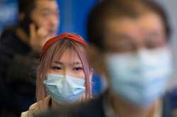 Очільник Всесвітньої організації охорони здоров'я закликав громадян носити маски, які повинні стати символом солідарності в усьому світі