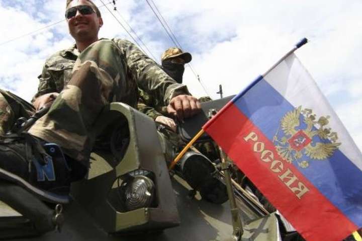 Кремль перекинув на Донбас бронетехніку і нових найманців 