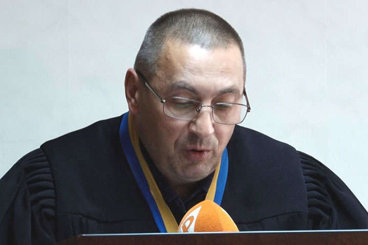 Судья, которого «будут скоро жарить», попросил защиты у Венедиктовой (Документ)