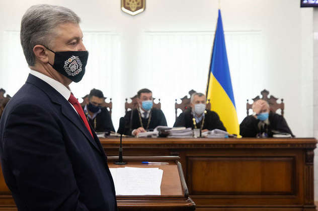 Соратник Януковича заявил о возобновлении дел против Порошенко