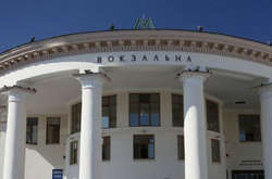 У години пік станцію метро «Вокзальна» закриватимуть на вхід