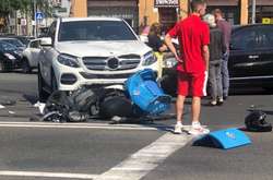 На Бессарабці зіткнулися дві автівки та скутер (відео)