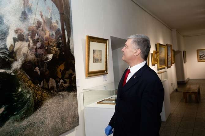 Апеляционный суд вернул Петру Порошенко арестованную коллекцию картин
