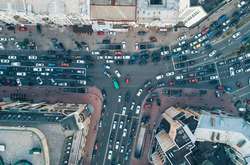 Затори в Києві: за рік на 12 напрямках суттєво зріс трафік