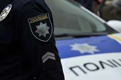 У поїзді п'яний чоловік погрожував ножем поліції