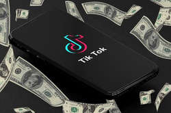 Forbes составил рейтинг звезд TikTok с годовым доходом свыше $1 млн 