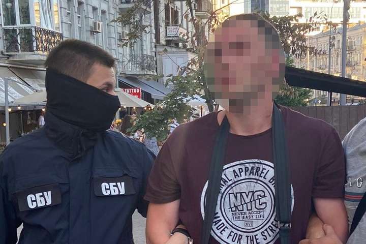 СБУ затримала в Києві організатора наркотрафіка із Європи (фото, відео)