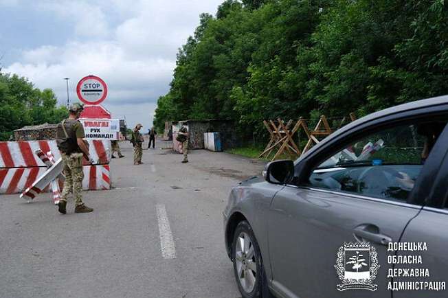 Окупанти на Донеччині відкрили зі свого боку КПВВ «Новотроїцьке-Оленівка»