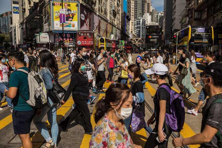 Влада Гонконгу обіцяє безкоштовний тест на Covid-19 для усіх мешканців