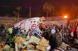 Внаслідок авіакатастрофи в Індії загинули 20 людей, 140 – поранені