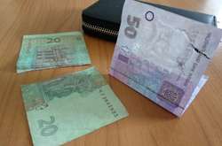 Раніше здавати зношені банкноти могли тільки уповноважені банки