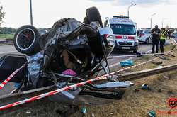  Daewoo Lanos з незрозумілих причин кинуло вбік і він виїхав на зустрічну смугу 