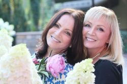 Певица София Ротару с сестрой Аурикой