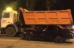  Вантажівка комунальників була із проблисковими маячками 