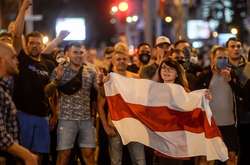  У Білорусі третій день тривають масові протести проти переобрання президентом Лукашенка 