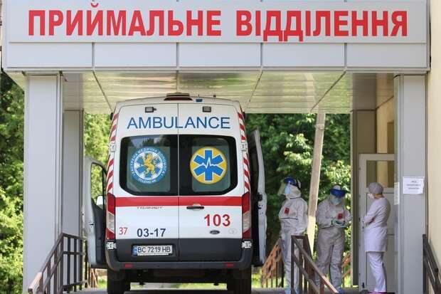 На Львівщині лікарі виявили випадки нової безсимптомної пневмонії 